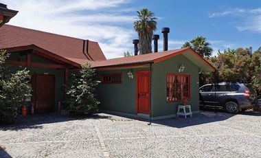 PRECIOSA CASA CON LANCHA Y MUEBLES INCLUIDOS