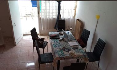 CRISOL ARRIENDA CASA AMPLIA, A METROS TRONCAL