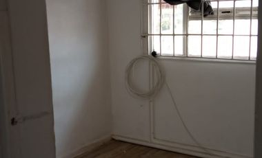 CRISOL ARRIENDA CASA AMPLIA, A METROS TRONCAL