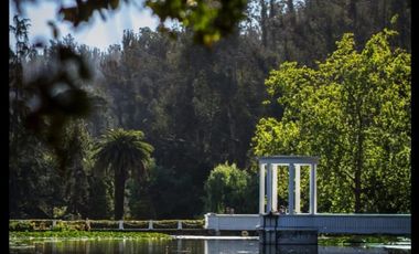 CRISOL ARRIENDA CASA AMPLIA, A METROS TRONCAL