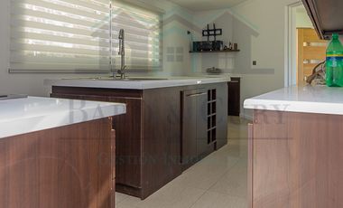 ARRIENDO CASA REQUINOA 4 DORMITORIOS