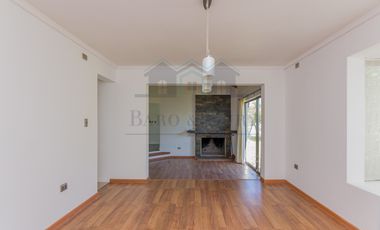 ARRIENDO CASA REQUINOA 4 DORMITORIOS