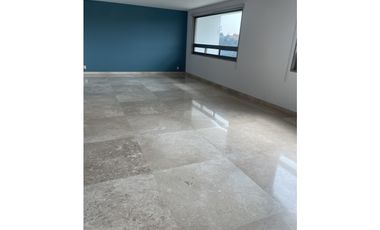 Casa sexta de lomas verdes