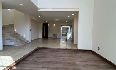 Casa nueva renta Metepec en Residencial Portofino modelo Alessandra