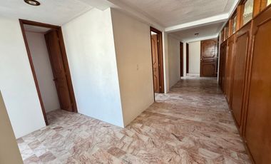 Oficinas en RENTA Santiago Tianguistenco CENTRO, Estado de México. Excelente ubicación y distribución.