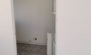 Oficina en renta en Col. Insurgentes (cerca de Av. Acueducto)