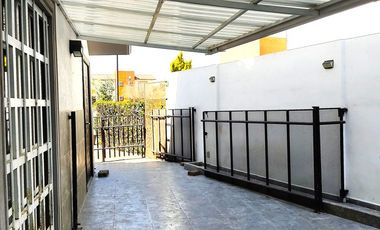 Casa Ampliada a 4 R,  en venta en Villas del Campo