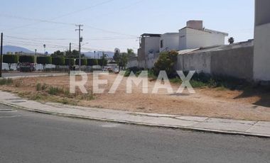 Renta Terreno Comercial Pirámides - (3)