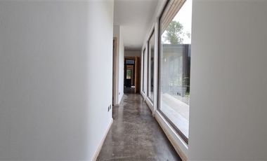 Casa en Arriendo en Condominio Los Riscos