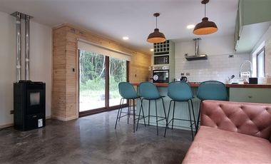 Casa en Arriendo en Condominio Los Riscos