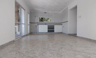 Casa 2 dormitorios con pileta - Punta chacra ( Roldan )