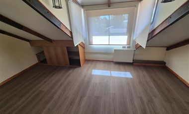 Casa en Arriendo en Av. Octavio Jara Wolf