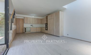 Townhouse en venta en Providencia ubicado Barrio Regina Pacis