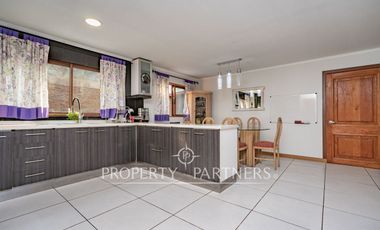 Espacios para vivir y compartir en exclusiva casa en La Florida