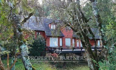 Acogedora casa orilla de lago Panguipulli