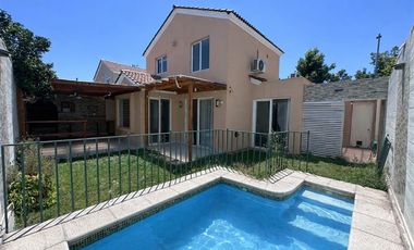 Casa en Arriendo en Pasaje los espinos