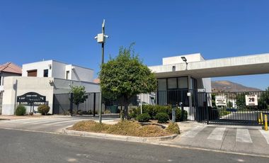 CIUDAD DE LOS VALLES, CONDOMINIO LOS CAIQUENES