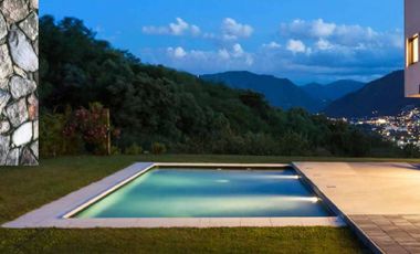 ELEGANTES CASAS EN CONDOMINIO, LA DEHESA