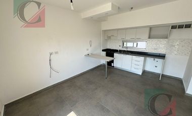 Departamento 2 ambientes con balcon y cochera  amplio  en Remedios De Escalada