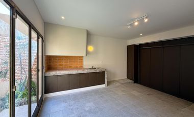 Casa reciclada nueva calidad premium en Lourdes