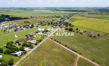 Terreno en barrio cerrado , raices de alvear