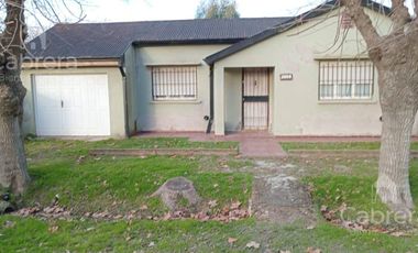 Casa en venta de 2 dormitorios, en Atalaya