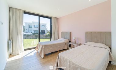 Casa con pileta en Mar del Plata