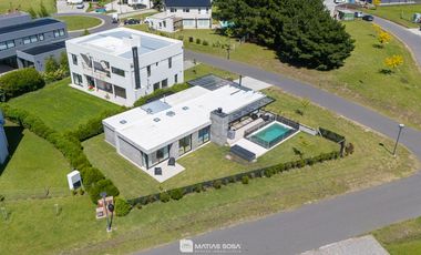 Casa con pileta en Mar del Plata