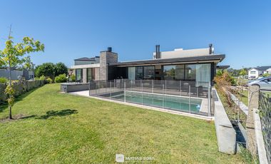 Casa con pileta en Mar del Plata