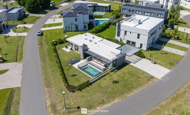 Casa con pileta en Mar del Plata