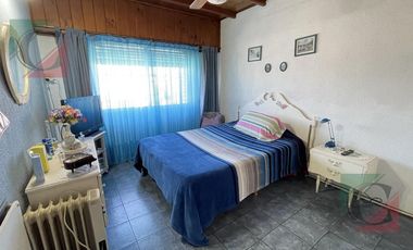 PH 5 AMB. EN 1ER PISO CON COCHERA