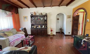 PH 5 AMB. EN 1ER PISO CON COCHERA