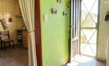 PH 5 AMB. EN 1ER PISO CON COCHERA