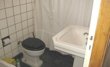 Local en Temperley Este