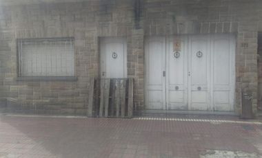 Casa  con lote de 8,66 x 46,5 con dos viviendas  - Sarandi