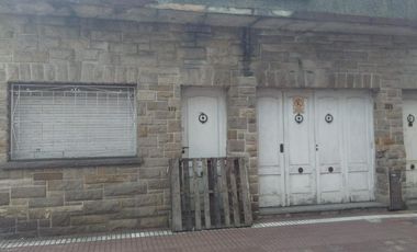 Casa  con lote de 8,66 x 46,5 con dos viviendas  - Sarandi