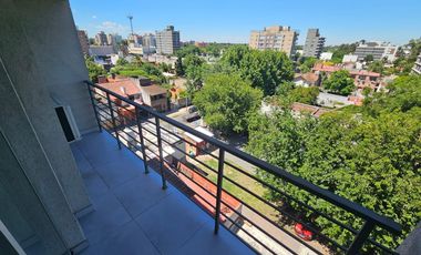 DEPARTAMENTO EN ALQUILER ITUZAINGO SUR - 2 AMBIENTES CON COCHERA