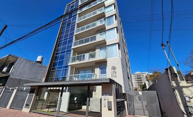 DEPARTAMENTO EN ALQUILER ITUZAINGO SUR - 2 AMBIENTES CON COCHERA