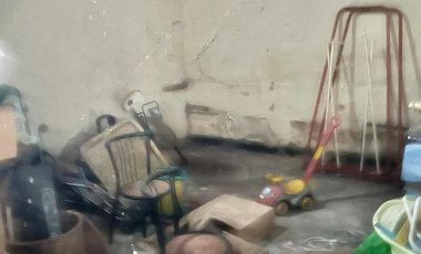 CASONA ANTIGUA FRENTE A LA ESTACION DE MARMOL