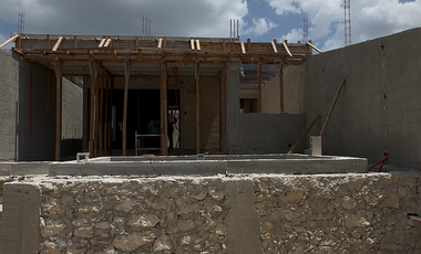 CASA EN VENTA MERIDA, PLAYA SAN CRISANTO, MOD. KUXTAL EN 2DA FILA, A 4 MESES.