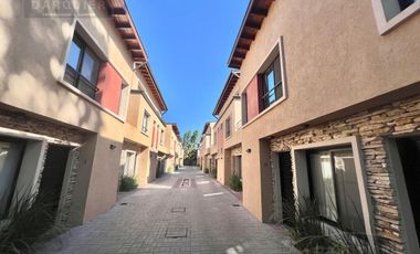 triplex a estrenar en adrogue