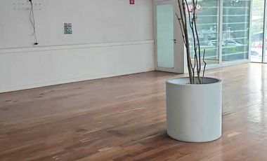 Renta Local a pie de calle en Santa Fe    (F)