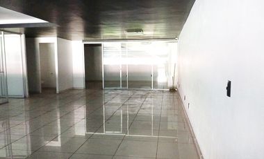 Renta Local a pie de calle en Santa Fe  (F)