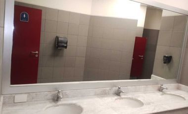 Local en renta en Lomas de Chapultepec en Av Palmas  (F)