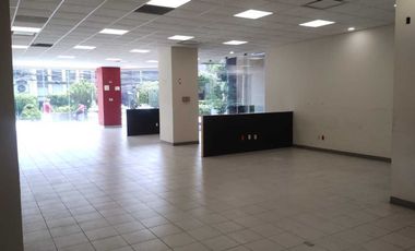 Local en renta, Av Palmas en Lomas de Chapultepec