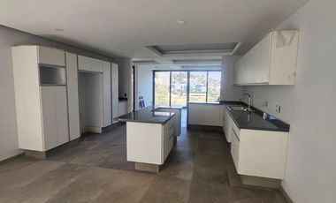 Casa en renta en Bosque Real en una privada!!!!! Super oportunidad (F)