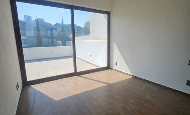 Casa en renta en Bosque Real en una privada!!!!! Super oportunidad (F)