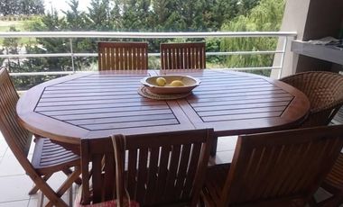 CON  VISTA  A LAGUNA!