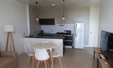 CON  VISTA  A LAGUNA!