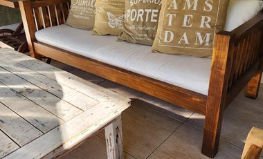 Casa con 3 dormitorios en alquiler anual en Santa Bárbara